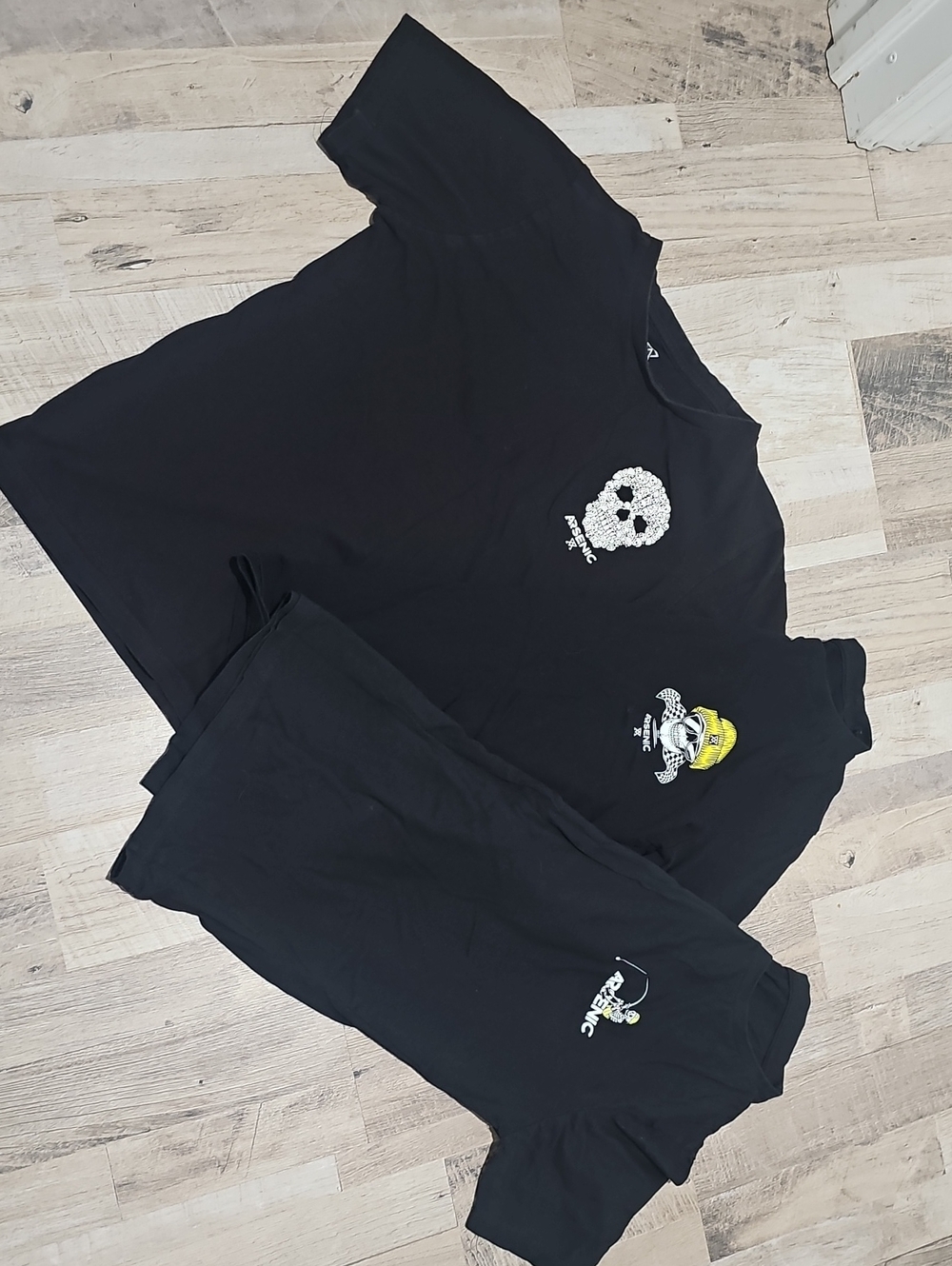 Arsenic Graphic T Bunde